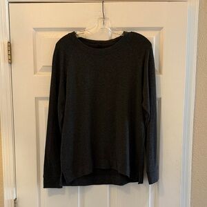 Lou and Grey Charcoal Crewneck Lightweight Pullover Sweatshirt Size M